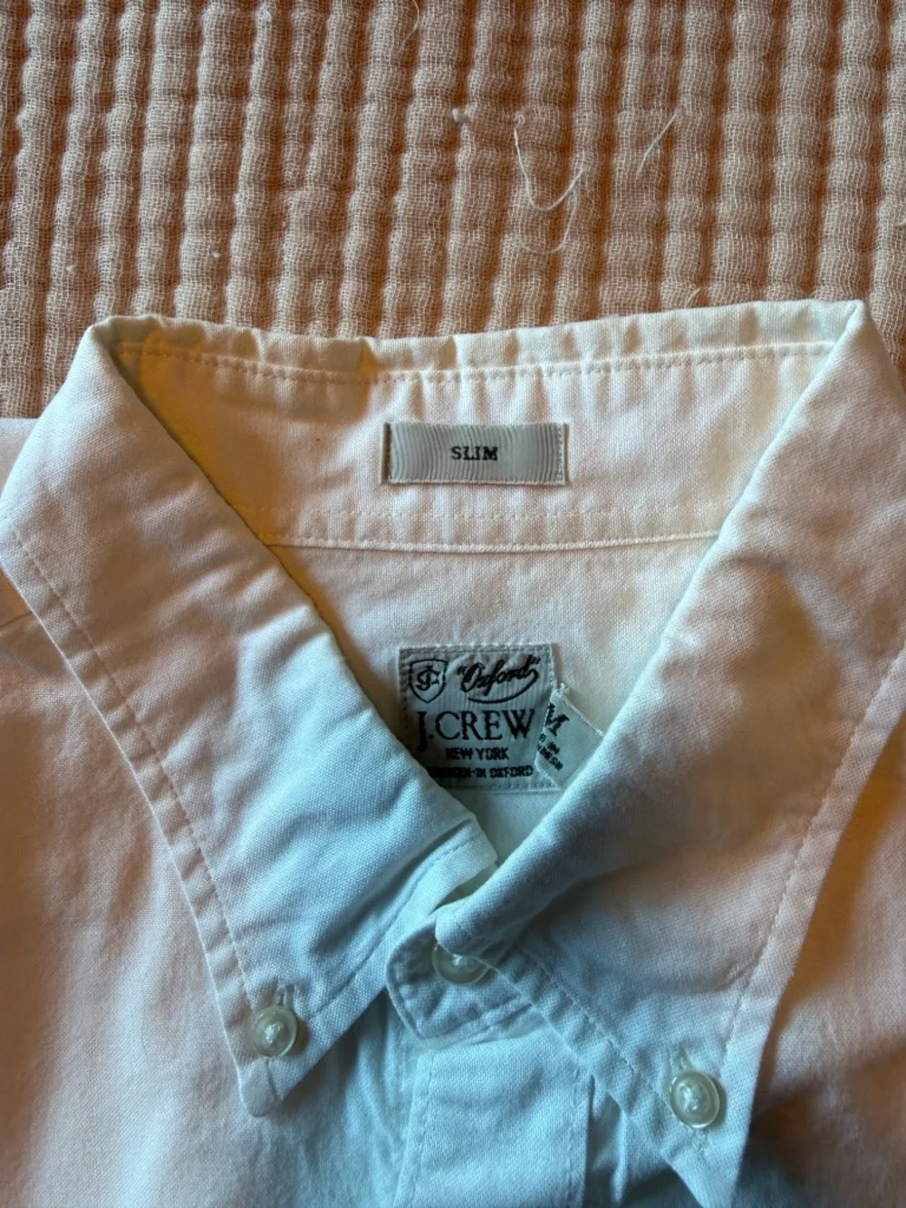 Broken-in organic cotton oxford shirt